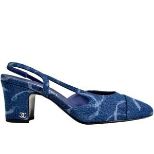 Chanel 23B Denim CC slingback